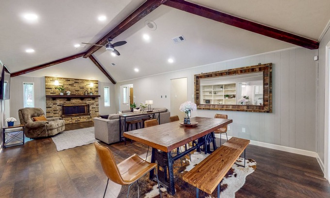 Bellville House | Amazing Home on 14 Acres - Vineyards, Pond & Trails - Newly Updated Kitchen