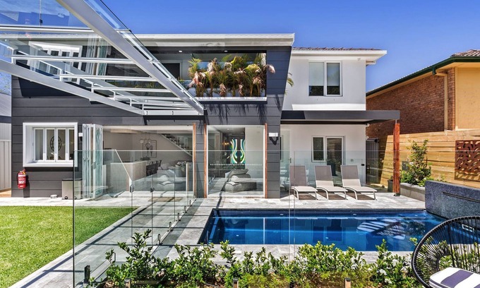 Shoal Bay House | Amazing home with swimming pool, close to Shoal Bay Beach!