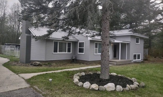 Alden House | Amazing house within walking distance to the sand bar at Torch Lake, sleeps 8