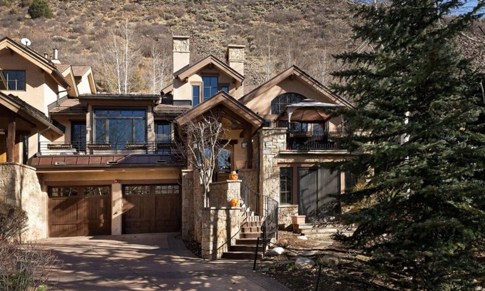 Aspen House | Amazing Mountain Home with Hot Tub & Views