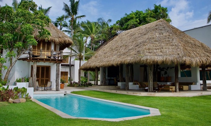 Nuevo Vallarta Villa | Amazing Oceanfront 5BR Villa Pool Beachfrontn