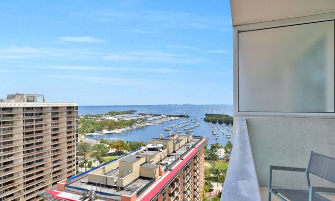 Coconut Grove Apartment | Amazing Studio - Walking Distance to Cocowalk