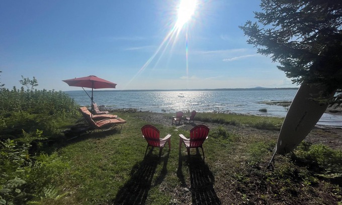 Trenton House | Amazing sunsets! 4 bedroom, 3 bath home. Close to Acadia NP. Book 2026 today!