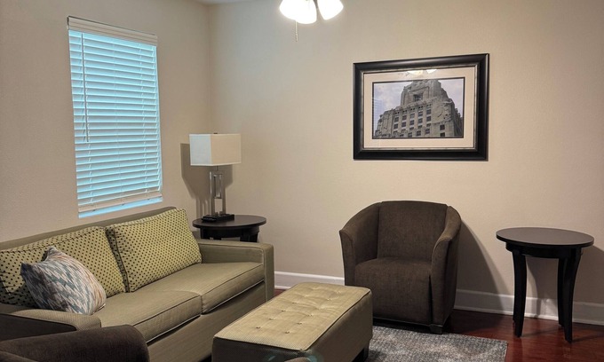 Highlands - Perkins House | Amazing townhome near LSU and River Center