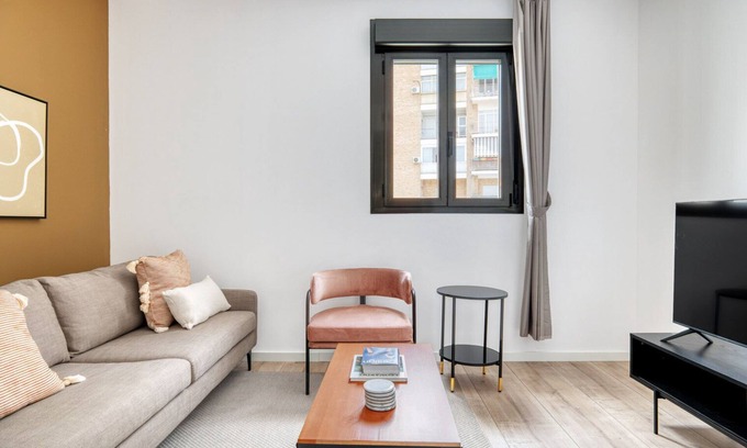 Chamberi Apartment | Amazing Trafalgar 2BR, in the heart of Madrid, by Blueground