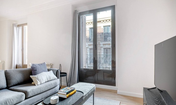 Trafalgar Apartment | Amazing Trafalgar 3BR, in the heart of Madrid, by Blueground