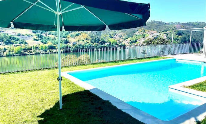 Melres Villa | Amazing View Douro River