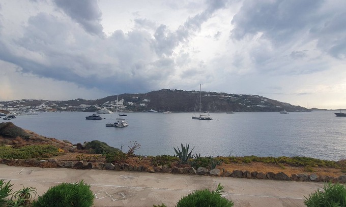 Mykonos House | Amazing view of Ornos Bay in Mykonos