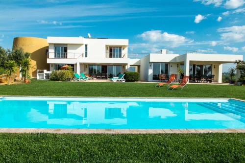 Quelfes Villa | Amazing Windmillhouses