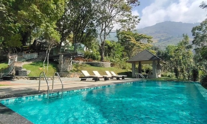 Devikolam Hotel | Ambady Estate
