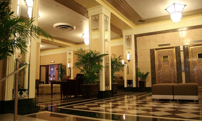 Marquette Hotel | Ambassador Hotel Milwaukee, Trademark Collection by Wyndham