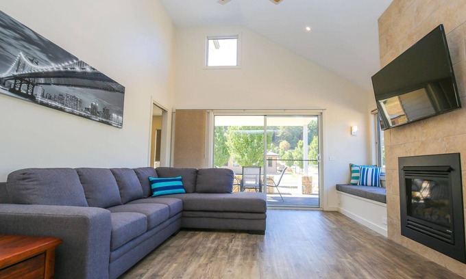Bright Villa | Amber Mist Villa One : Bright
