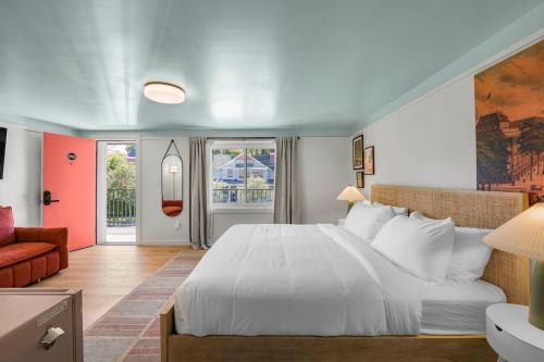 Saratoga Springs Hotel | Ambler Hotel