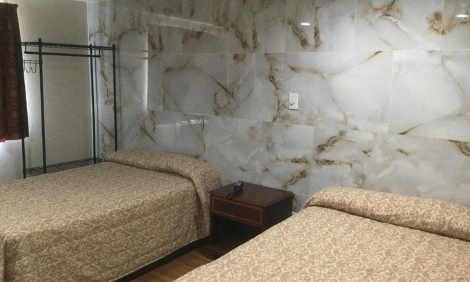 Rocky Mount Hotel | Americas Express Inn Rocky Mount