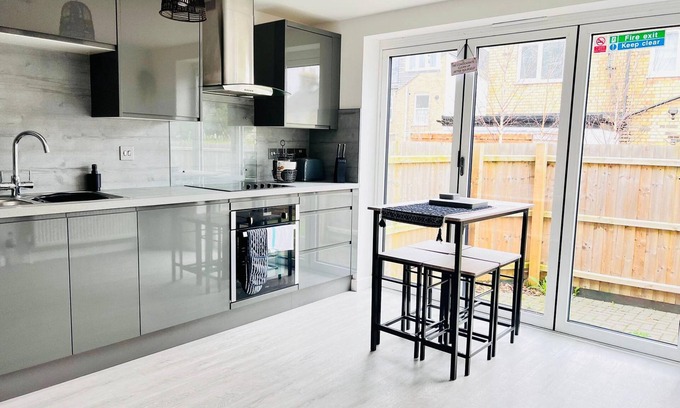 Cambridge House | Amethyst in Cambridge