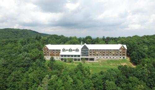 Dawsonville Cabin | Amicalola Falls State Park and Lodge
