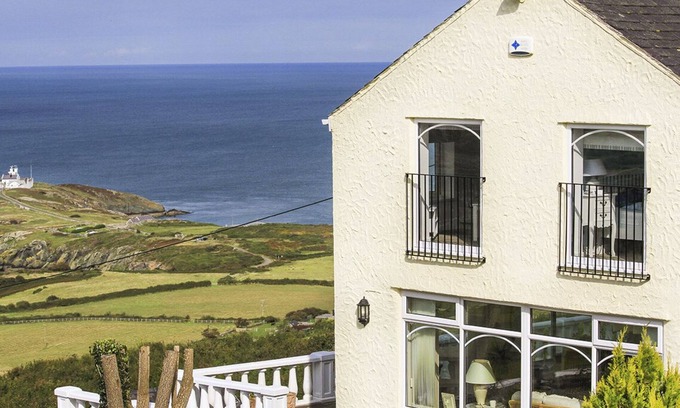 Llaneilian Cottage | AMOLCA, with a garden in Llaneilian