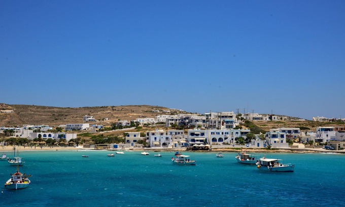 Amorgos House | Amorgos traditional apartment with balcony view