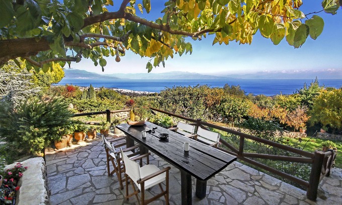 Egira Villa | Ampelos Estate – The Villa (4 bedroom villa)