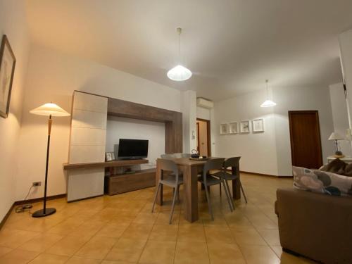 Imola Apartment | Ampio appartamento vicino all'autodromo - Ample apartment near the racing circuit
