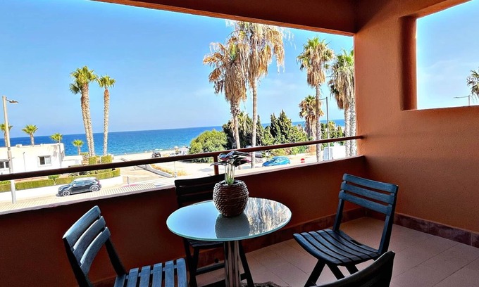 Vista de los Angeles-Rumina Apartment | AMR Apartment El Palmeral