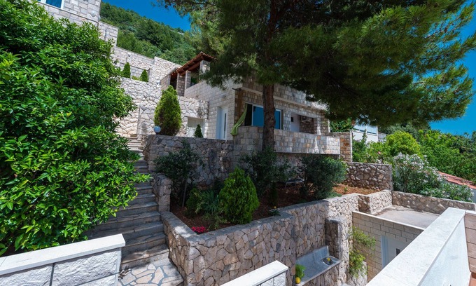Slano House | An Apartment with Two Bedrooms, Kitchen, Balcony, Pool, Wi-Fi, A/C and Parking
