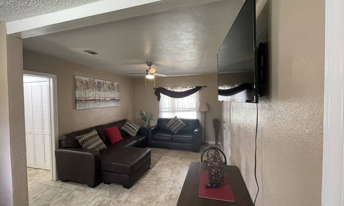 Marianna House | An entire house for getaway, totally private with a private parking