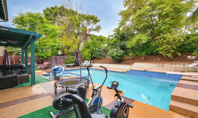 Anaheim Hills House | Anaheim Home w/Pool, 14 Mi to Disneyland!