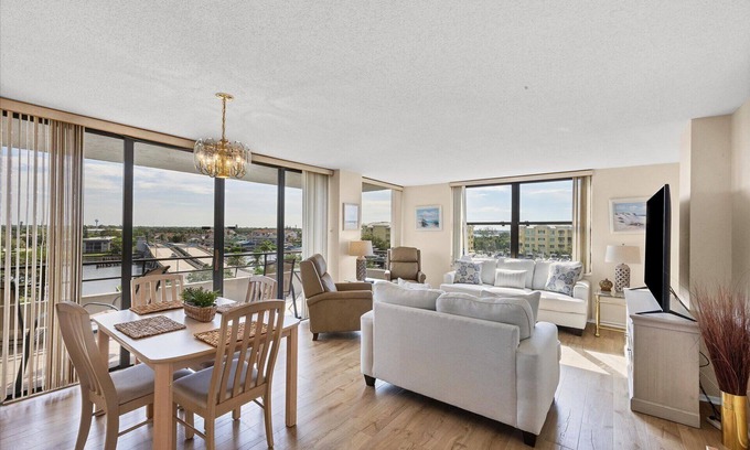 Siesta Key Condo | Anchorage Resort 7th Floor 2-Bedroom Condo w Private Balcony Beach Access 0893