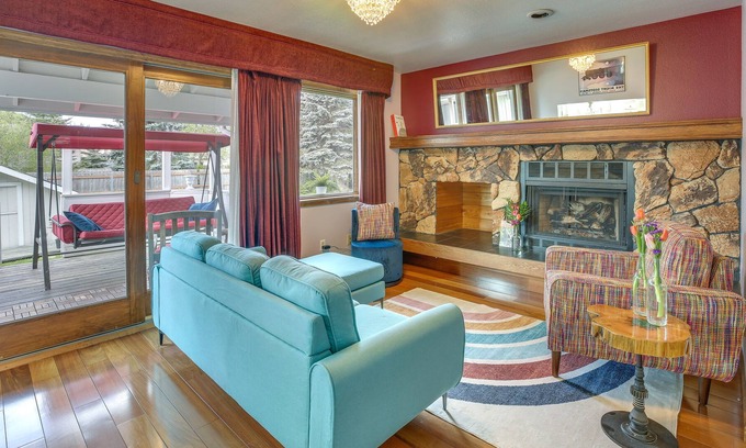 Northeast Anchorage House | Anchorage Retreat: Walk to Cheney Lake Park!