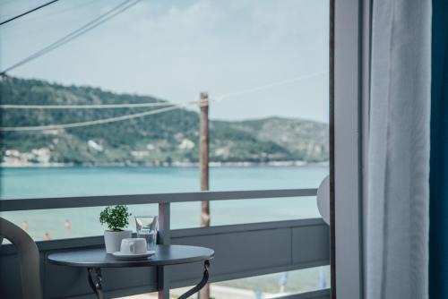 Chrisi Akti Hotel | Anemi Beach