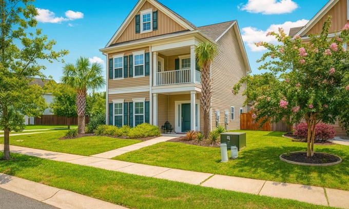 Johns Island House | Angel Oak Retreat – Elegant 3BR Johns Island Home, Near Beaches, Full Amenities