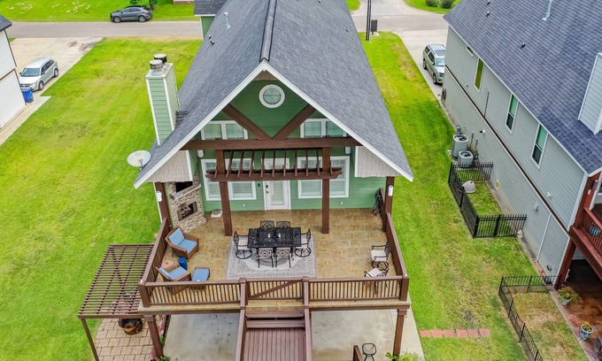 Freeport House | Angler's Paradise - Waterfront Luxury