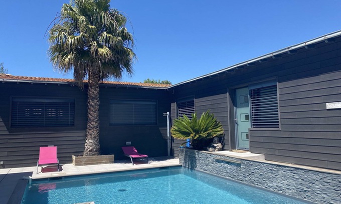 Angoulins House | Angoulins sea/Chatelaillon house of 42m2 with sea view swimming pool heated terrace with BBQ 2 bedrooms € 490 per week available from 25 May