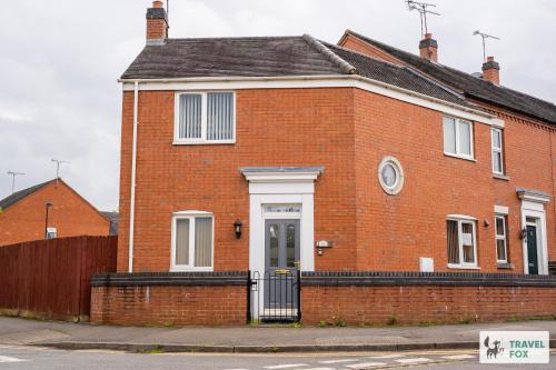 Rocester House | Ann's Home Near Alton Towers