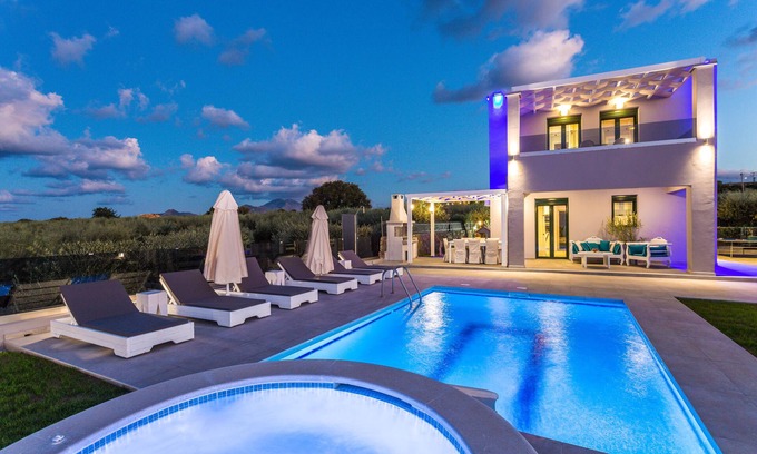Geropotamos Villa | Anna Maria Villa, Private pool, Whirlpool, Ping Pong, 5' to sandy beach & shops