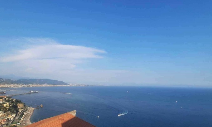 Raito Apartment | Anna's Terrace Super panoramic apartment equipped with balconies and terraces