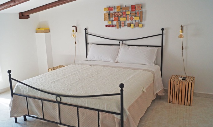 Turi House | Antiche Mura Apartments "Nel Cielo di Puglia"