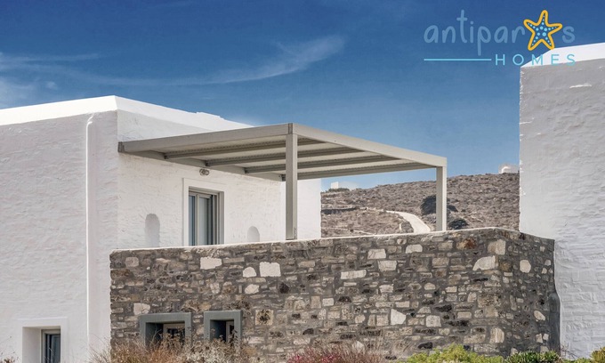 Antiparos Villa | Antiparos Homes - Premium housing on Antiparos. A gem under the Greek sun!