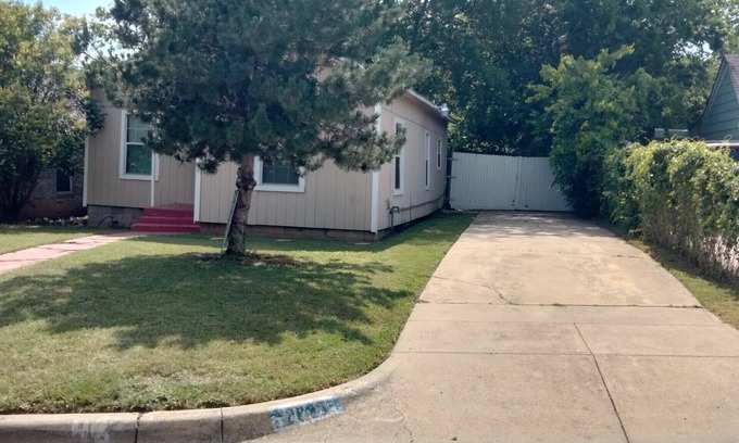 Fort Worth House | Anywhere in DFW less than 30 minutes