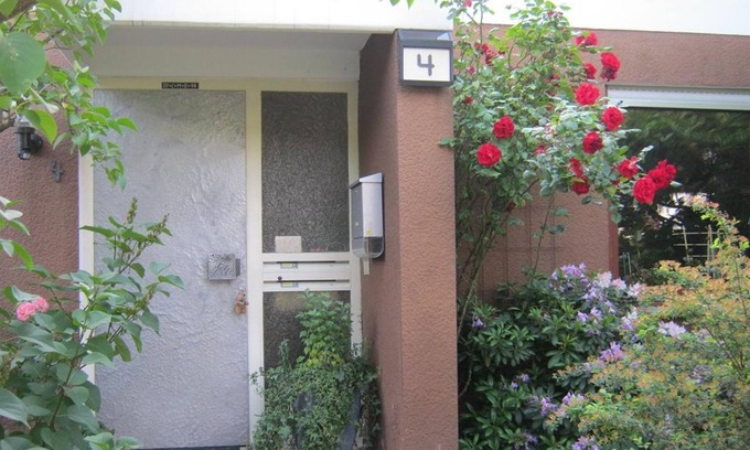 Neustadt-Hambach Apartment | Apartment Bartlog
