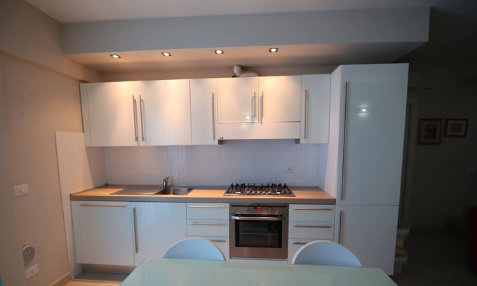 San Benedetto del Tronto Apartment | Apartment 30 meters from the sea with 8 beds with full sea view