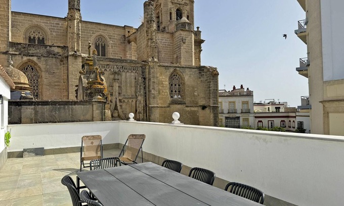 Jerez de la Frontera Old Town Apartment | Apartamento San Miguel - Ole Solutions