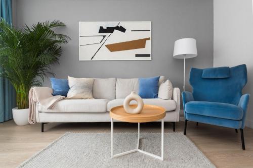 Bielany Apartment | Apartament Bielany 3 min from metro with 5-meals per day diet catering, air conditioning and free parking