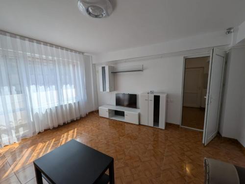 Sector 2 Apartment | Apartament Flori