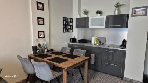 West Pomeranian Voivodeship Apartment | Apartament przy plaży - darmowe SPA, Basen, Hotel Diune