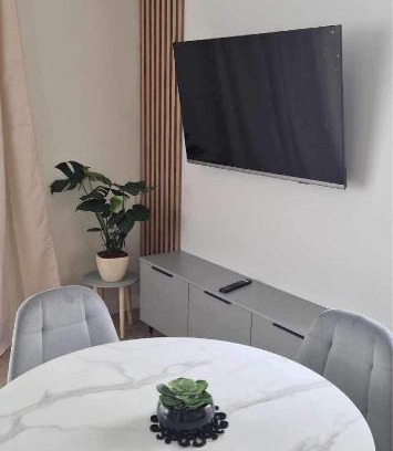 Siedlce Apartment | Apartament Szmaragdowy.