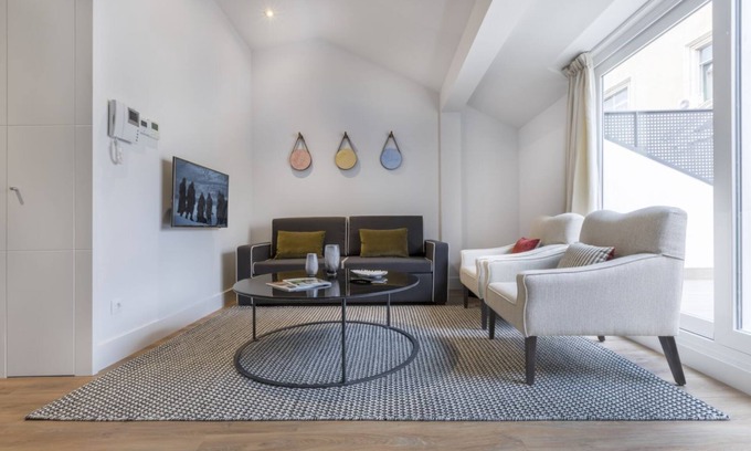 Cortes House | Apartamento Exterior Dlx 3 Dormitorios con Terraza