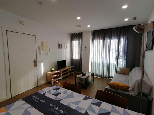 Badalona Apartment | Apartamento P1 30min Sagrada Familia, 10 min playa