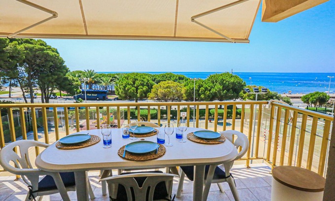 Cambrils Apartment | Apartamento primera linea cambrils